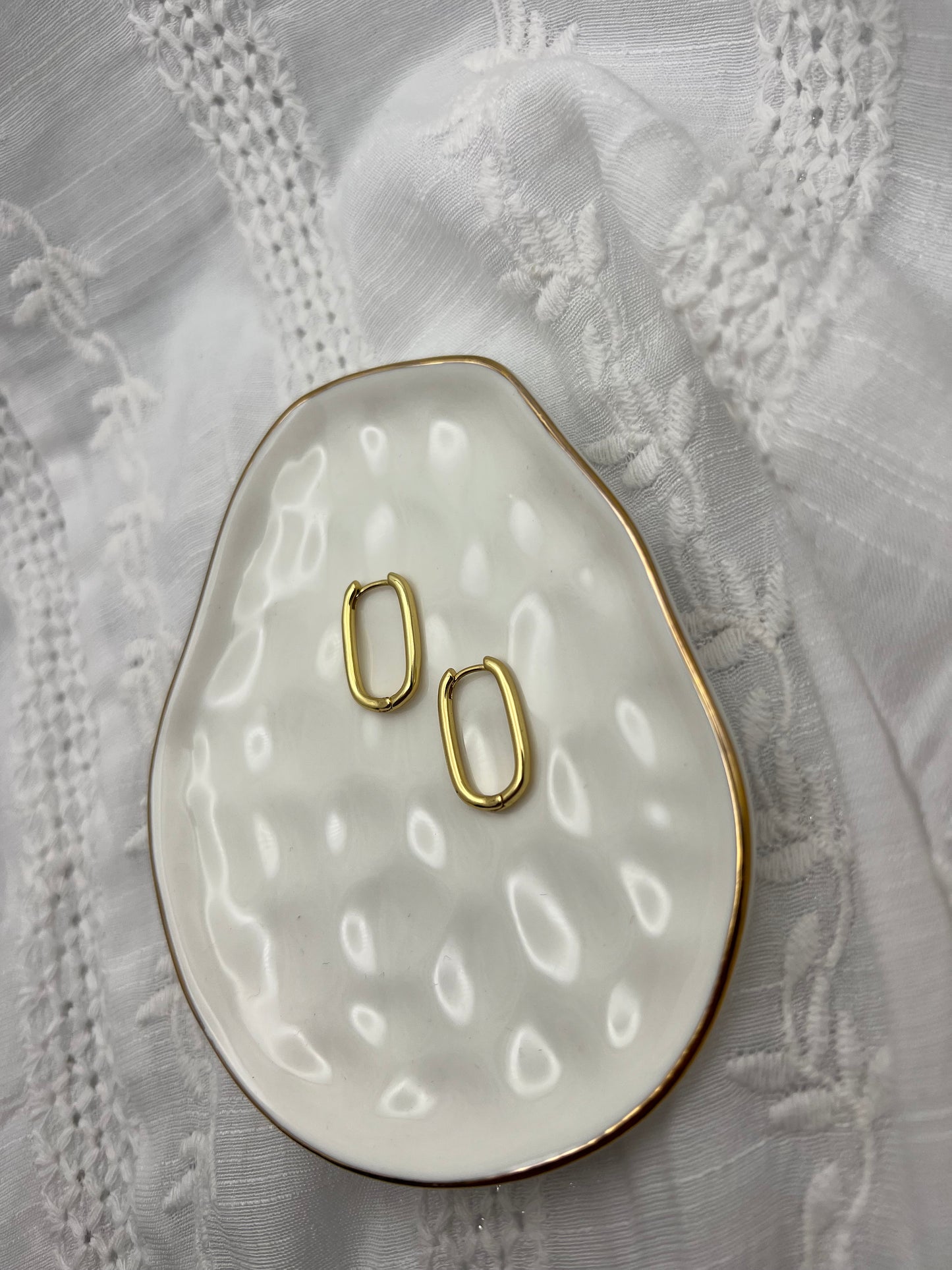 Oblong Rectangle Hoops