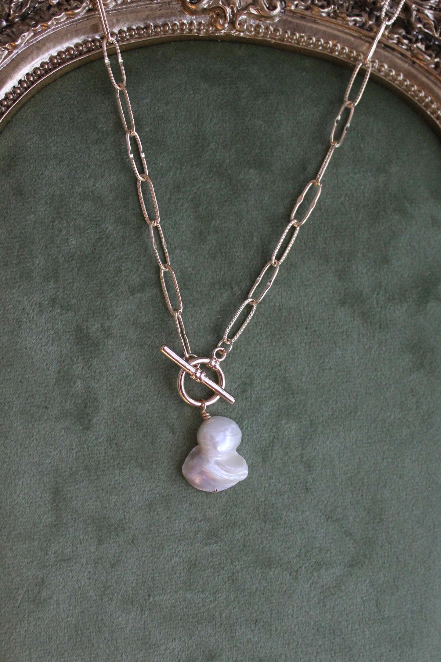 Baroque Pearl Toggle Necklace