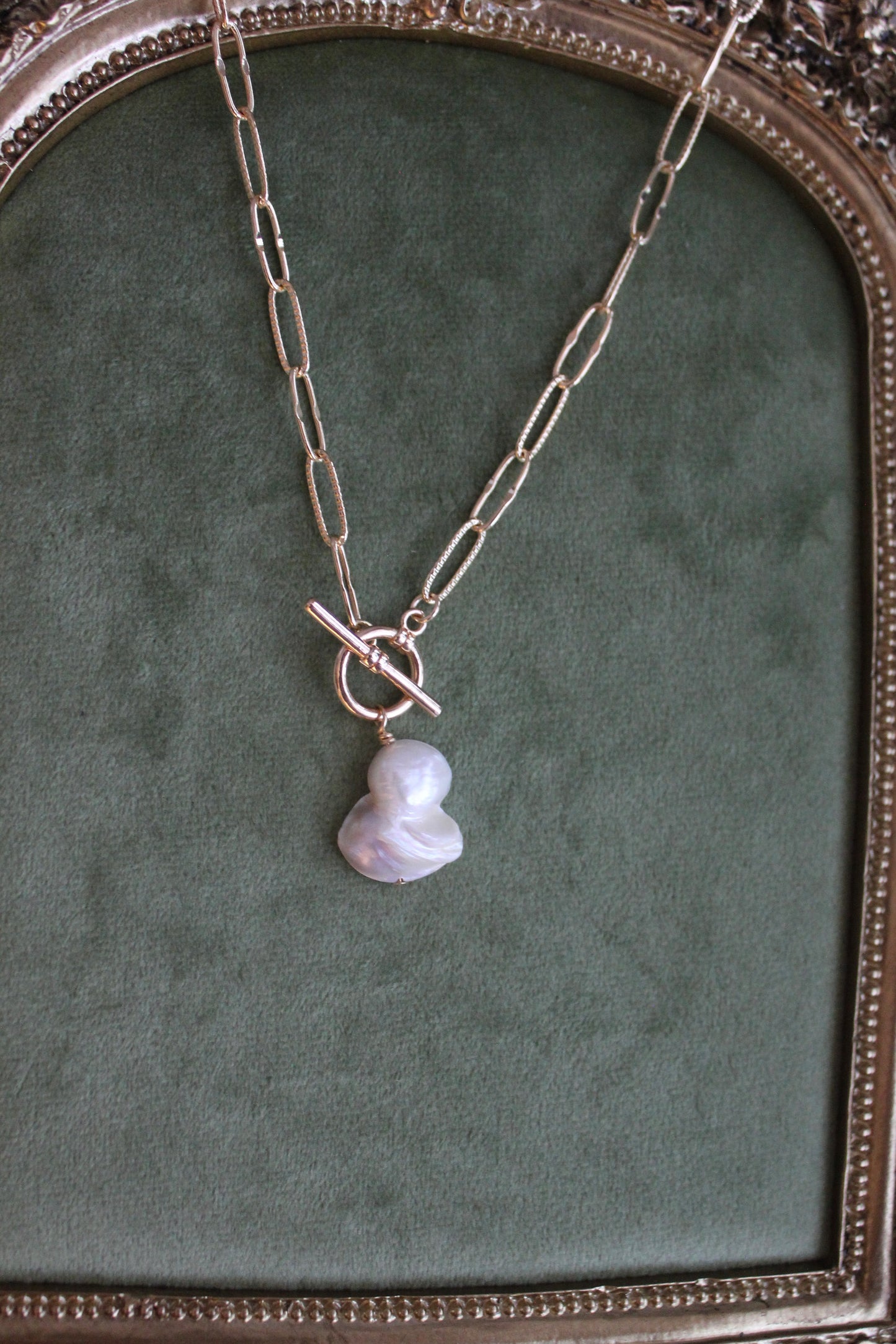 Baroque Pearl Toggle Necklace